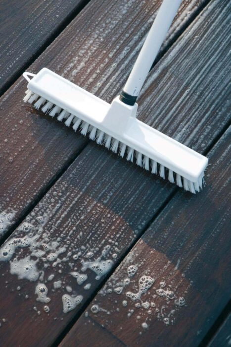 Płyn do czyszczenia drewna Woca Exterior wood cleaner 2,5 l - obrazek 3
